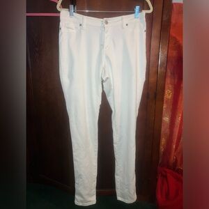 Express 12 White Stretchy Jeggings With Real Back Pockets